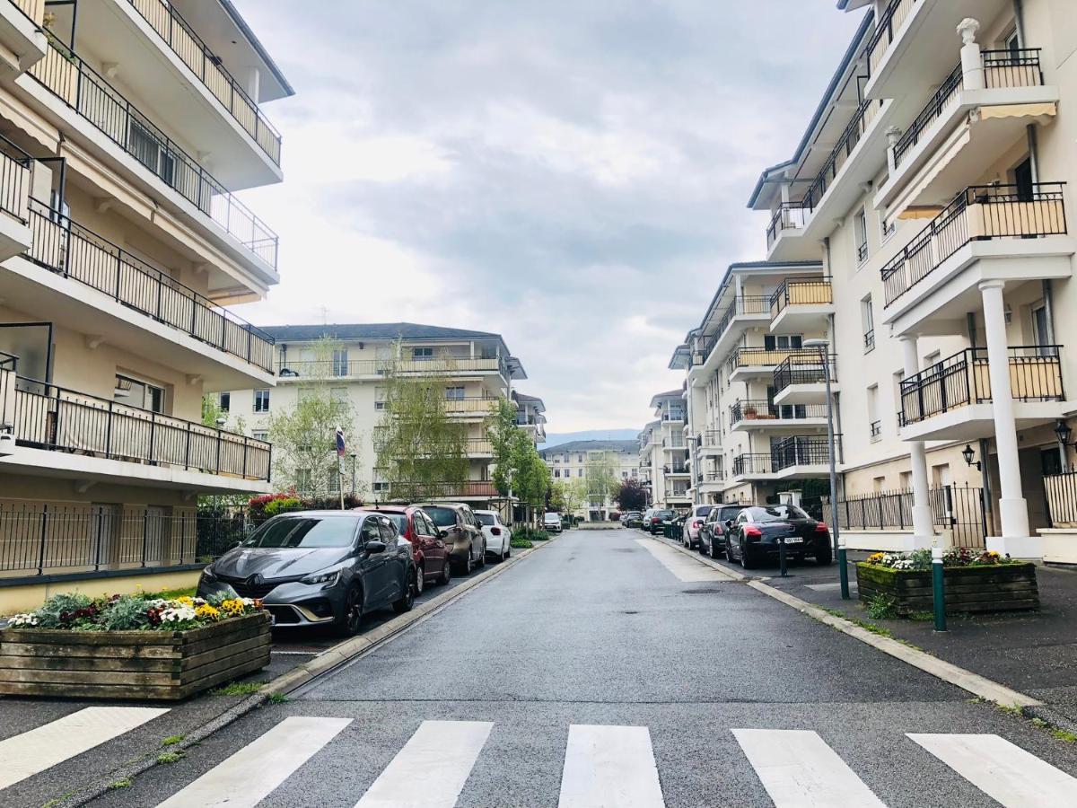 Beautiful Apartment Near Geneva Сен-Жульен-ан-Женевуа Экстерьер фото