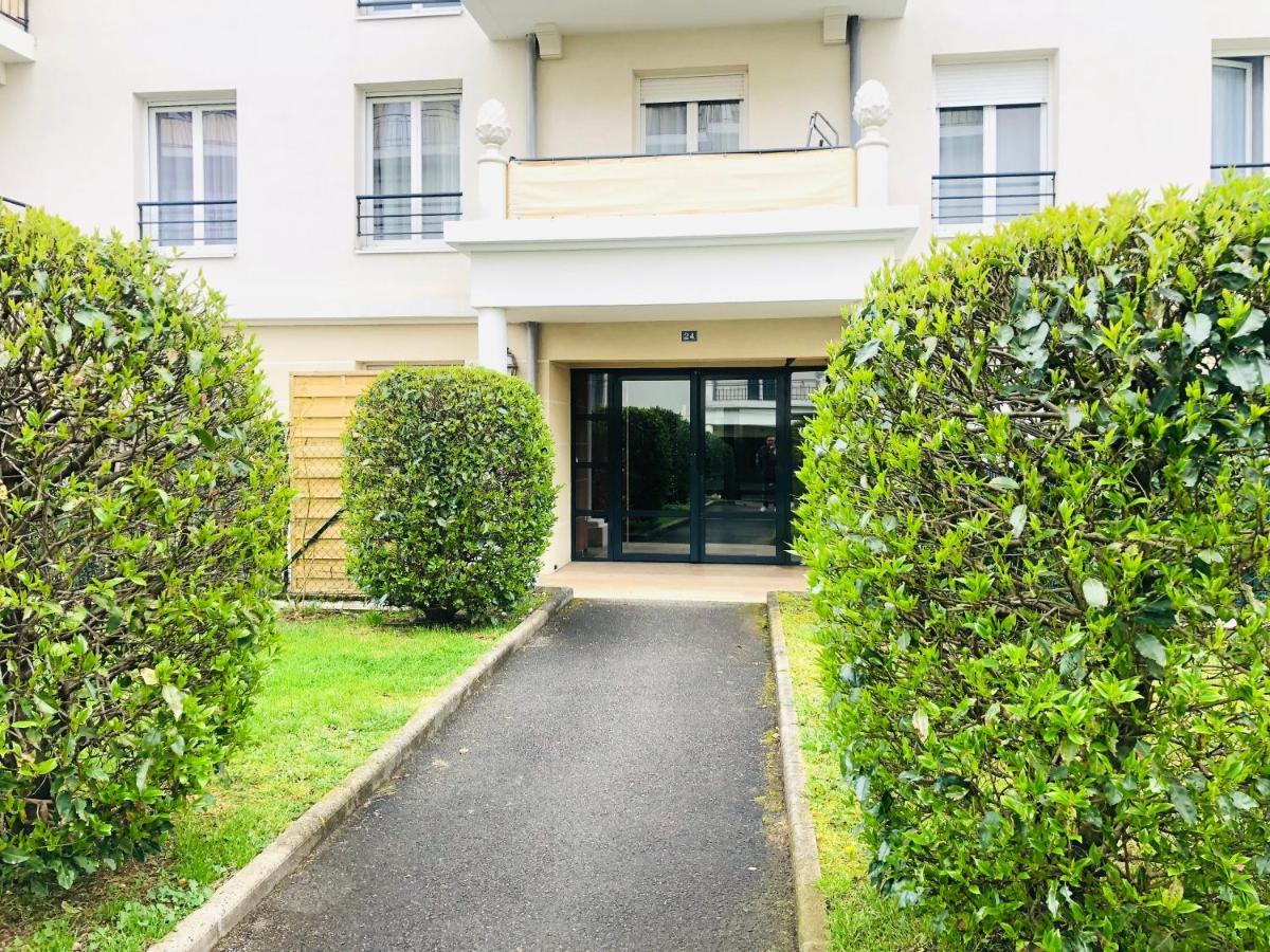 Beautiful Apartment Near Geneva Сен-Жульен-ан-Женевуа Экстерьер фото